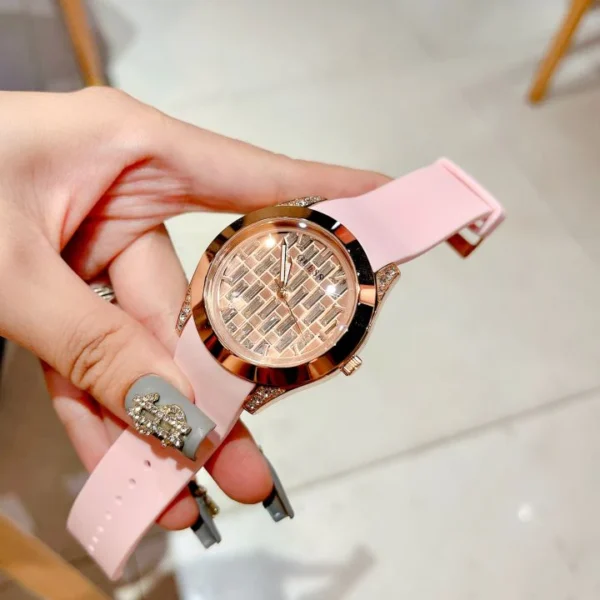 ⁦Guess Watch For Women GW0109L2 ⁩ - الصورة ⁦9⁩