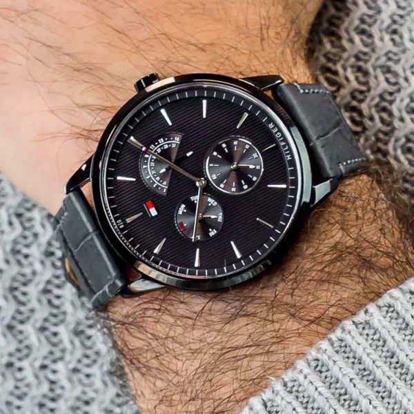 ⁦Tommy Hilfiger Men’s Watch 1710388⁩ - الصورة ⁦10⁩